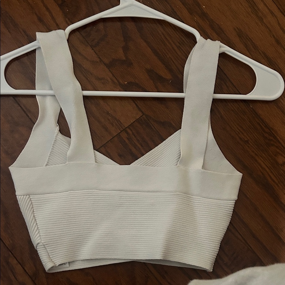 White Ribbed Crop Top - Picture 2 of 3